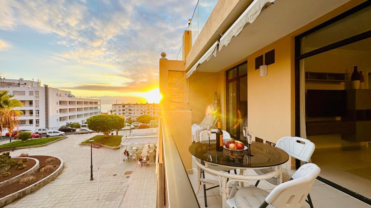 Sunset Apart, Large Terrace, Pool, Best Location! Пуэрто-де-Сантьяго Экстерьер фото