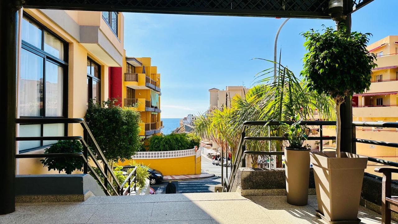 Sunset Apart, Large Terrace, Pool, Best Location! Пуэрто-де-Сантьяго Экстерьер фото